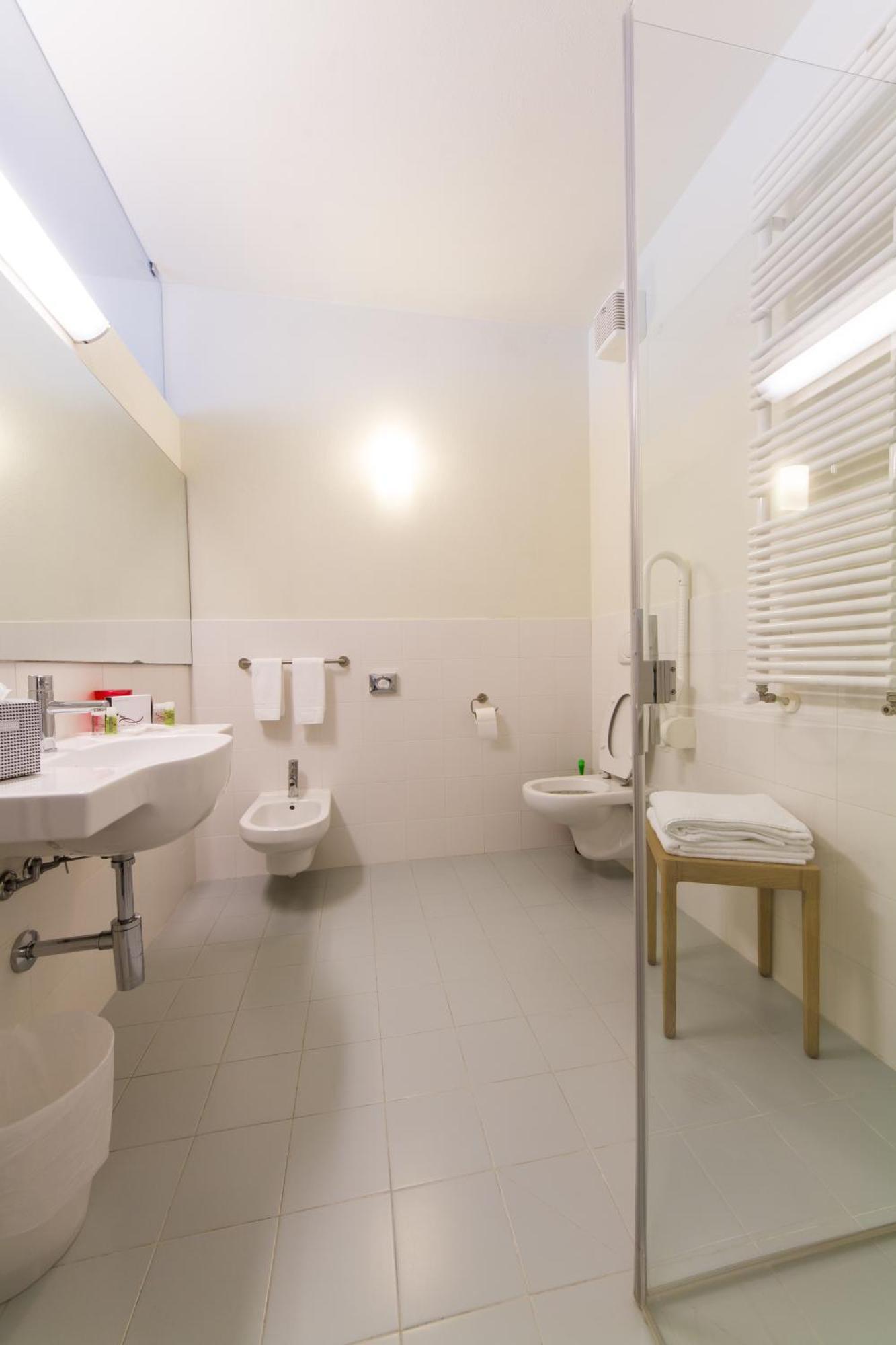 Ca' Del Lupo Otel Montelupo Albese Dış mekan fotoğraf