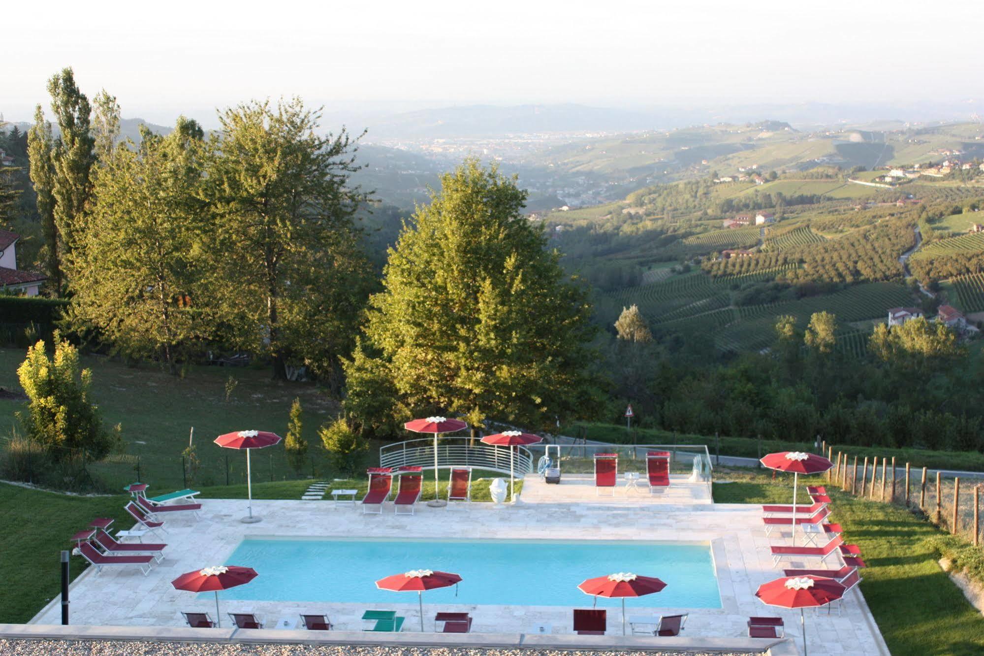 Ca' Del Lupo Otel Montelupo Albese Dış mekan fotoğraf
